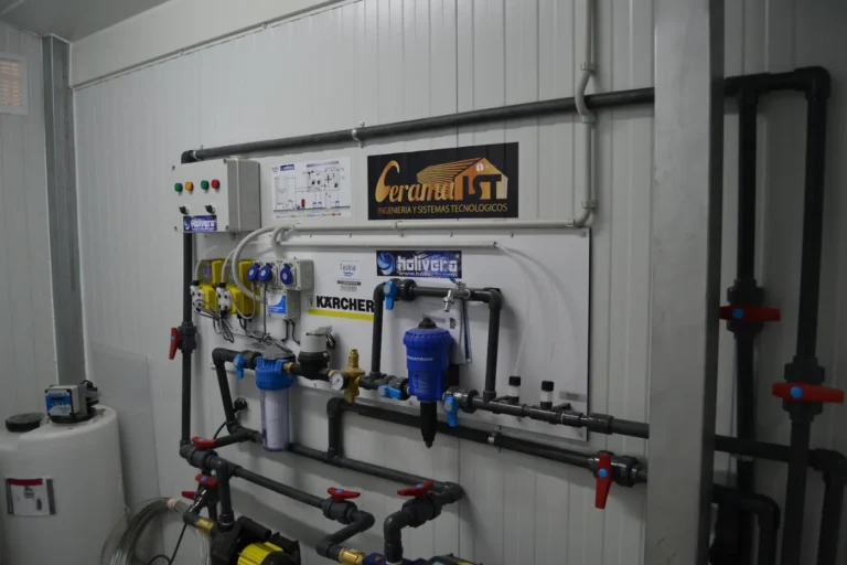 Nave avícola equipada por Cerama Instalaciones