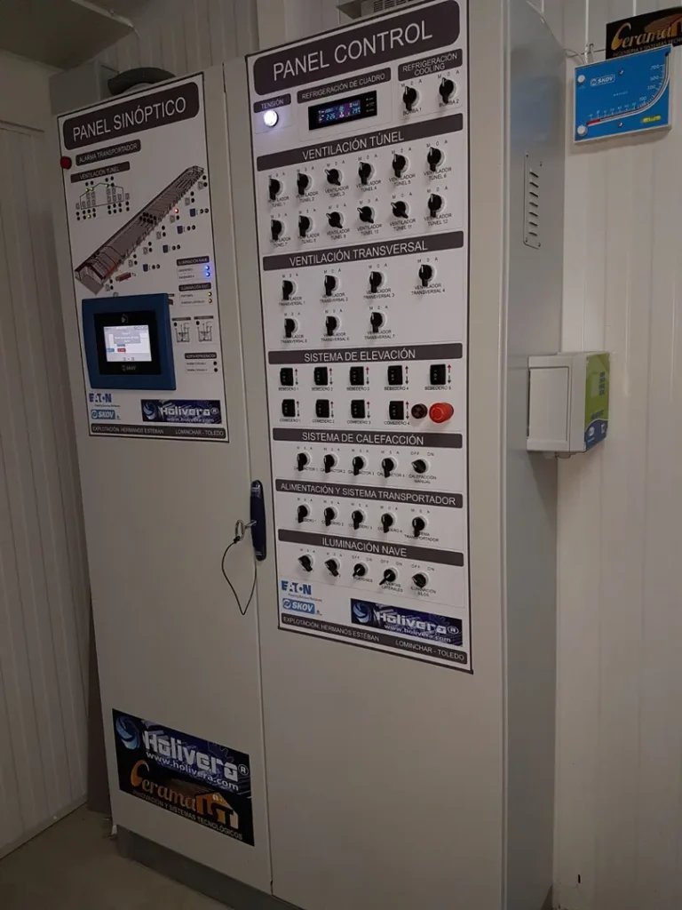 Nave avícola equipada por Cerama Instalaciones